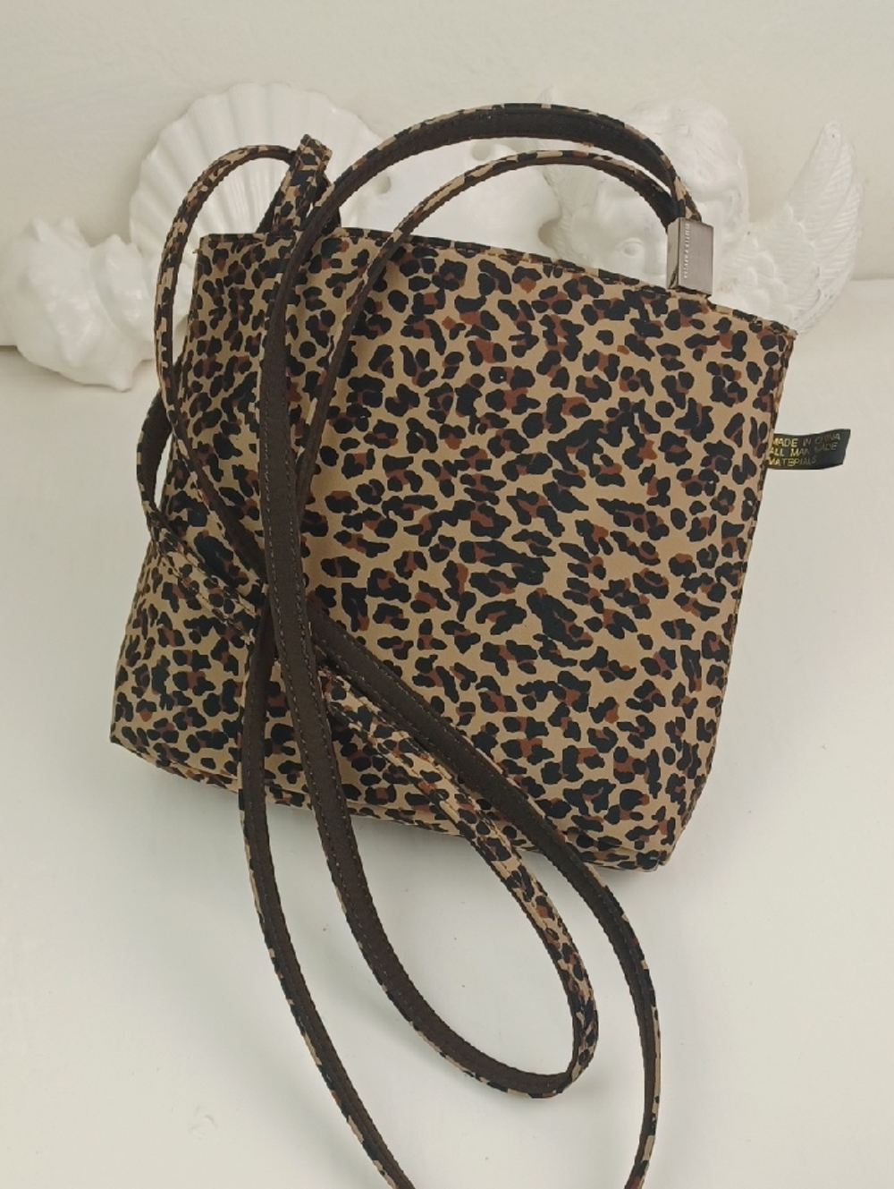 Hillard & Hanson Dainty Tan Brown & Black Leopard Print Mini Crossbody Tote